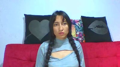 daniela_mis live cam on Cam4