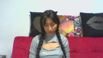 daniela_mis live cam on Cam4