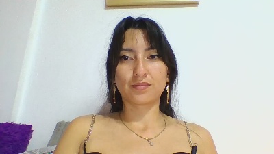 daniela_mis live cam on Cam4