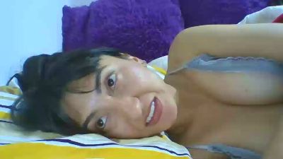 daniela_mis live cam on Cam4
