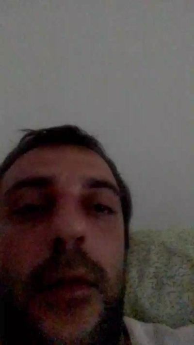 daniele931 live cam on Cam4