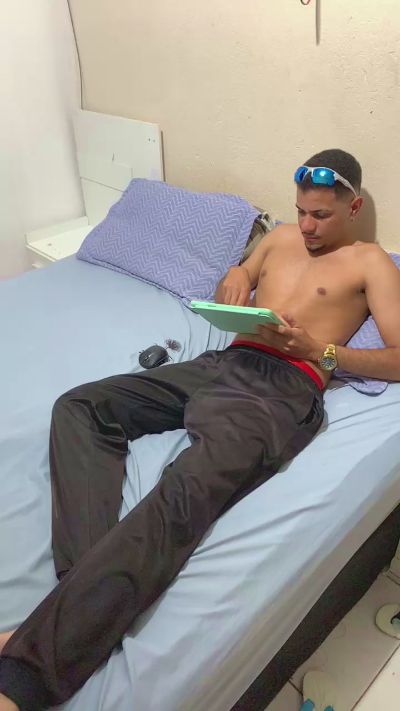 danielfabio69 live cam on Cam4
