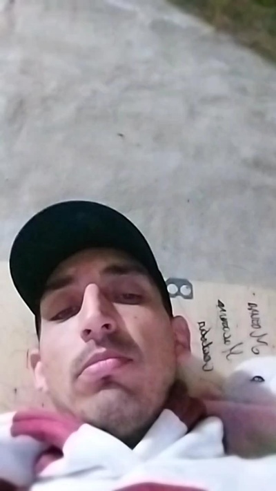 danielhot623 live cam on Cam4