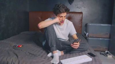 danielhotttie live cam on Cam4