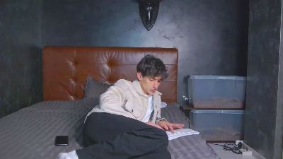 danielhotttie live cam on Cam4
