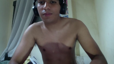 daniels3 live cam on Cam4