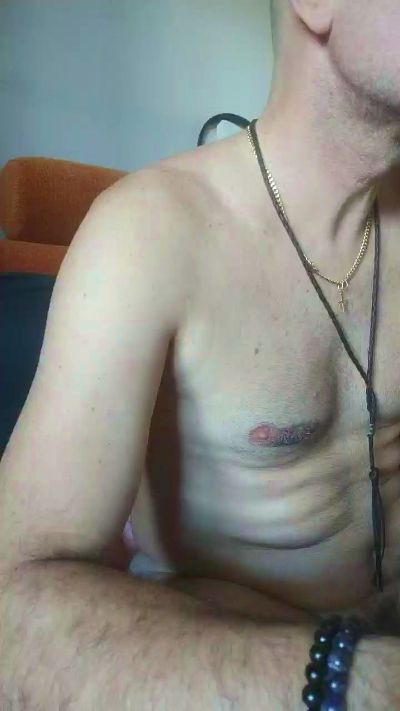 danipirrakas live cam on Cam4