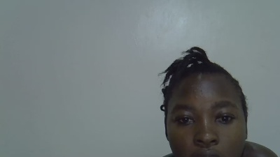 Live thumbnail of danna_miki