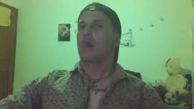 danny7710 live cam on Cam4