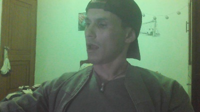 danny7710 live cam on Cam4