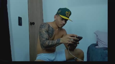 danterizzo_ live cam on Cam4