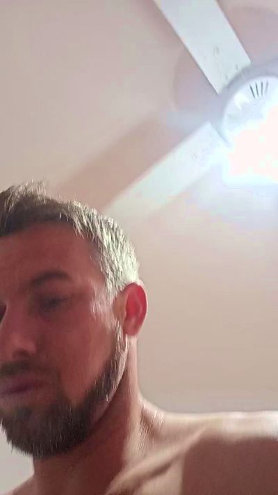 danthepiero live cam on Cam4