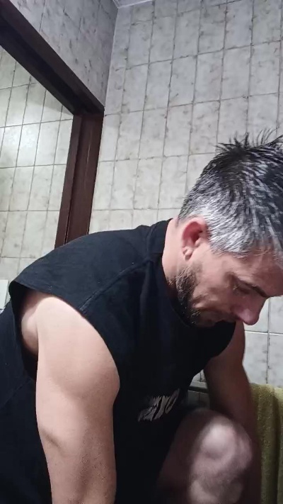 danthepiero live cam on Cam4