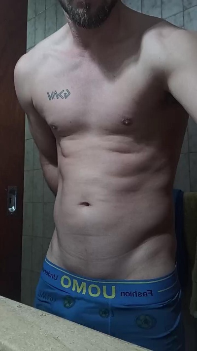 danthepiero live cam on Cam4