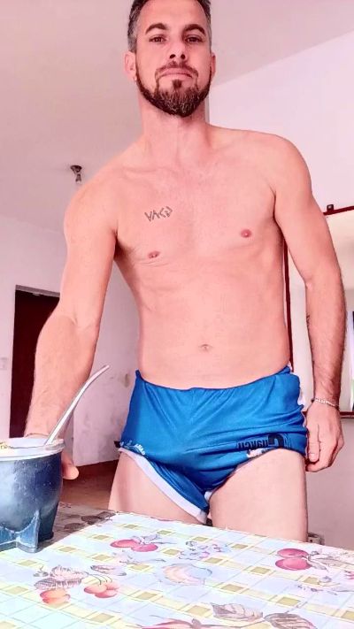 danthepiero live cam on Cam4