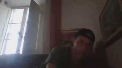 dany1932 live cam on Cam4