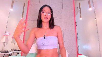 daphne_courtis live cam on Cam4