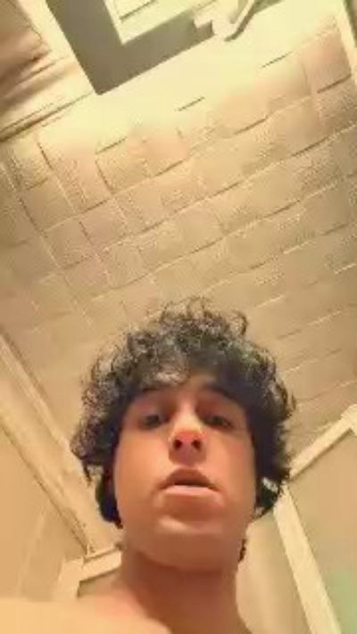 dariohere live cam on Cam4