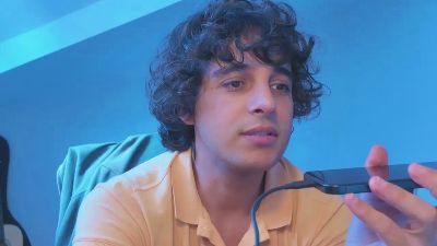 dariohere live cam on Cam4