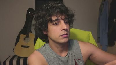 dariohere live cam on Cam4