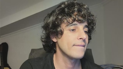 dariohere live cam on Cam4