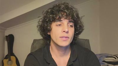 dariohere live cam on Cam4
