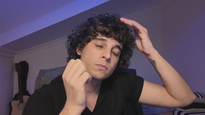 dariohere live cam on Cam4