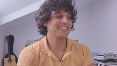 dariohere live cam on Cam4