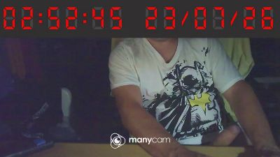 dark_knigh75 live cam on Cam4