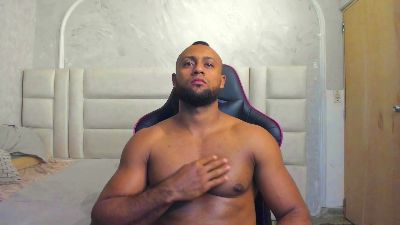 dark_lennox live cam on Cam4
