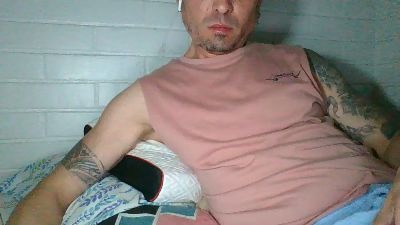 darkbrsujo3a666 live cam on Cam4