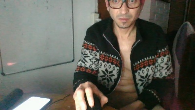 darkbrsujo3a666 live cam on Cam4