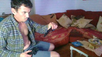 darkbrsujo3a666 live cam on Cam4