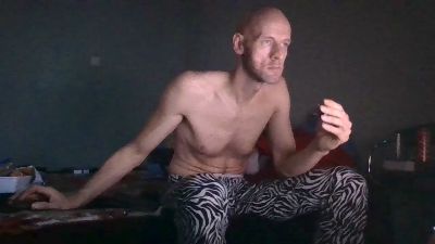darkcore81 live cam on Cam4