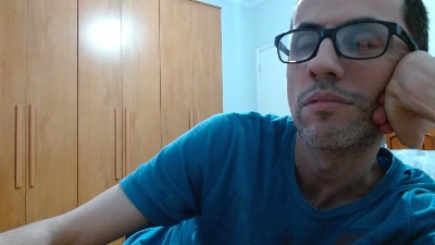 darkroom42 live cam on Cam4
