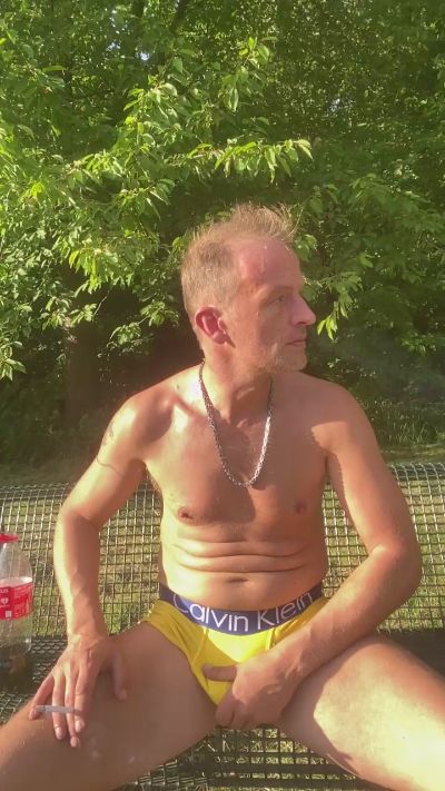 darksecret_Lar live cam on Cam4
