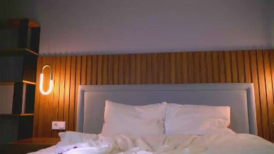 dasha_brown live cam on Cam4