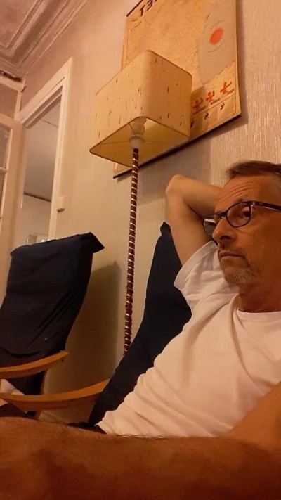 daug76 live cam on Cam4