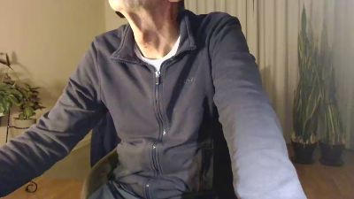 daug76 live cam on Cam4