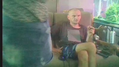 dauphine197999 live cam on Cam4