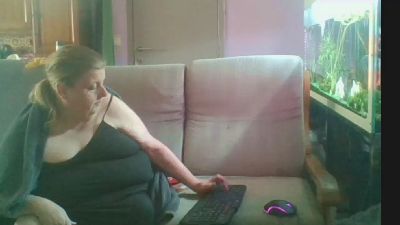 dauphine197999 live cam on Cam4