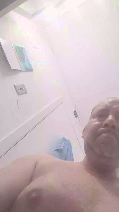 dav93001 live cam on Cam4