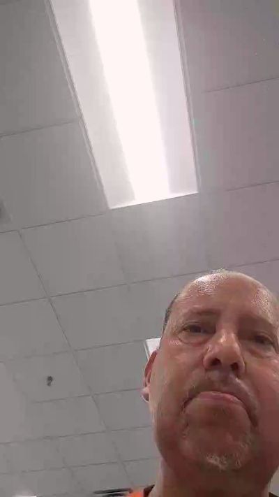 dav93001 live cam on Cam4