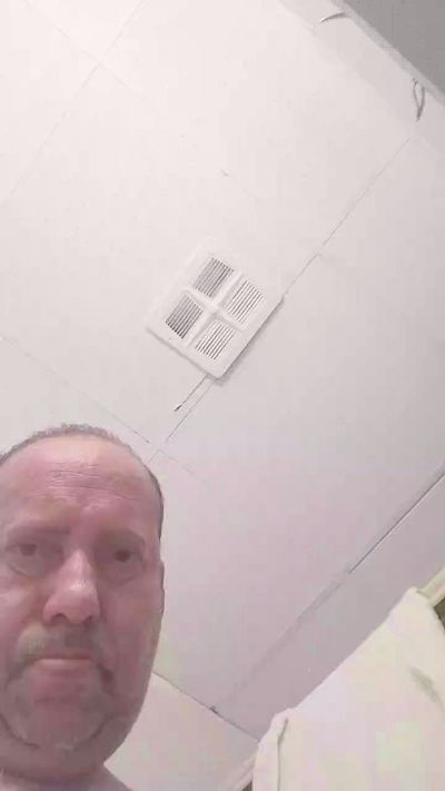 dav93001 live cam on Cam4