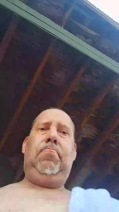 dav93001 live cam on Cam4