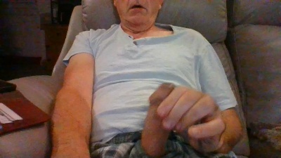 dave6919 live cam on Cam4