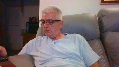 dave6919 live cam on Cam4