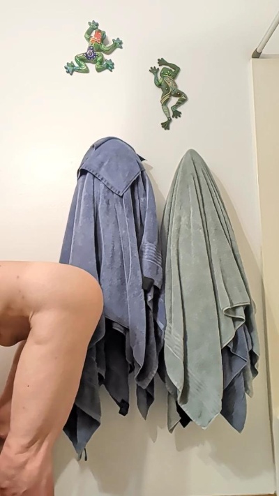 davedonny45 live cam on Cam4