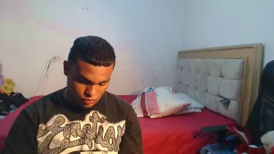davi_cam777 live cam on Cam4