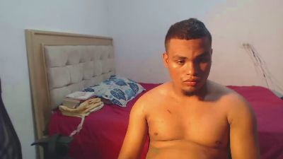 davi_cam777 live cam on Cam4